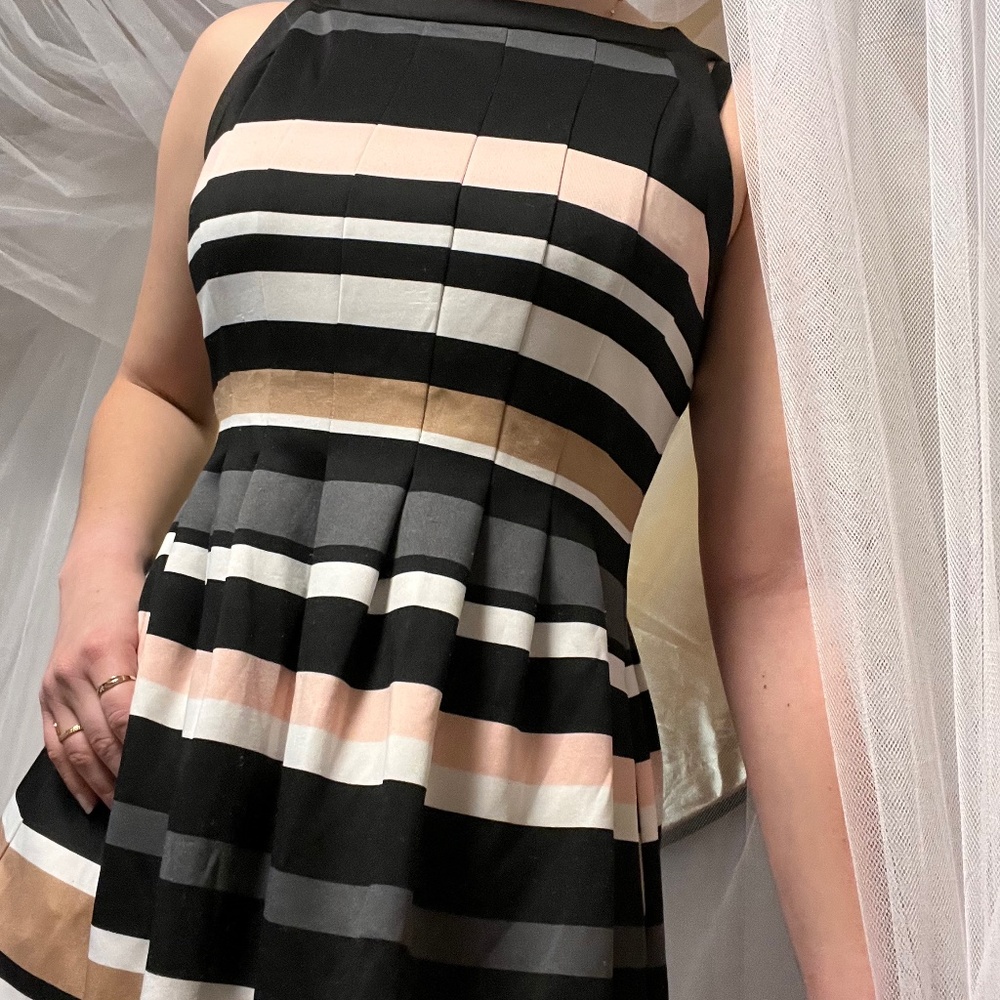 Vince Camuto fit and flare stripped dress, sz 4